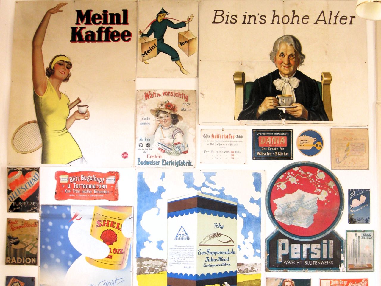 Werbung, Werbung, Werbung